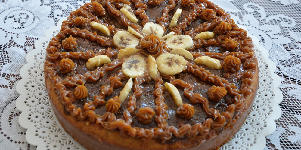 Torta de bananas y dulce de leche