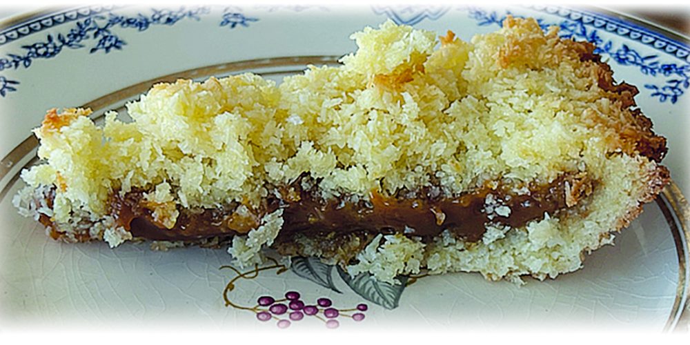 Pastel de coco y dulce de leche