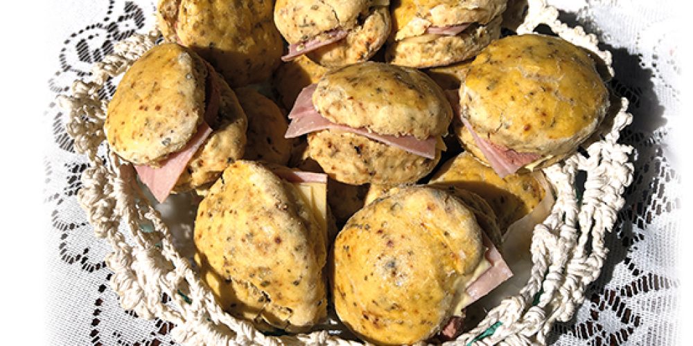 Pancitos de crema con orégano