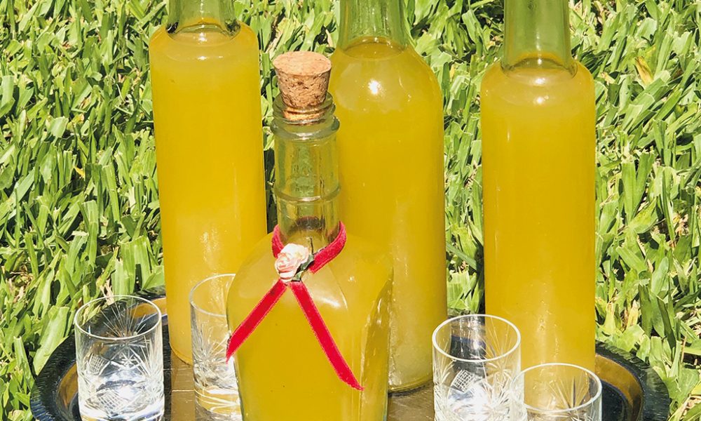 Limoncello ó Lemoncello, un licor y una receta con historia