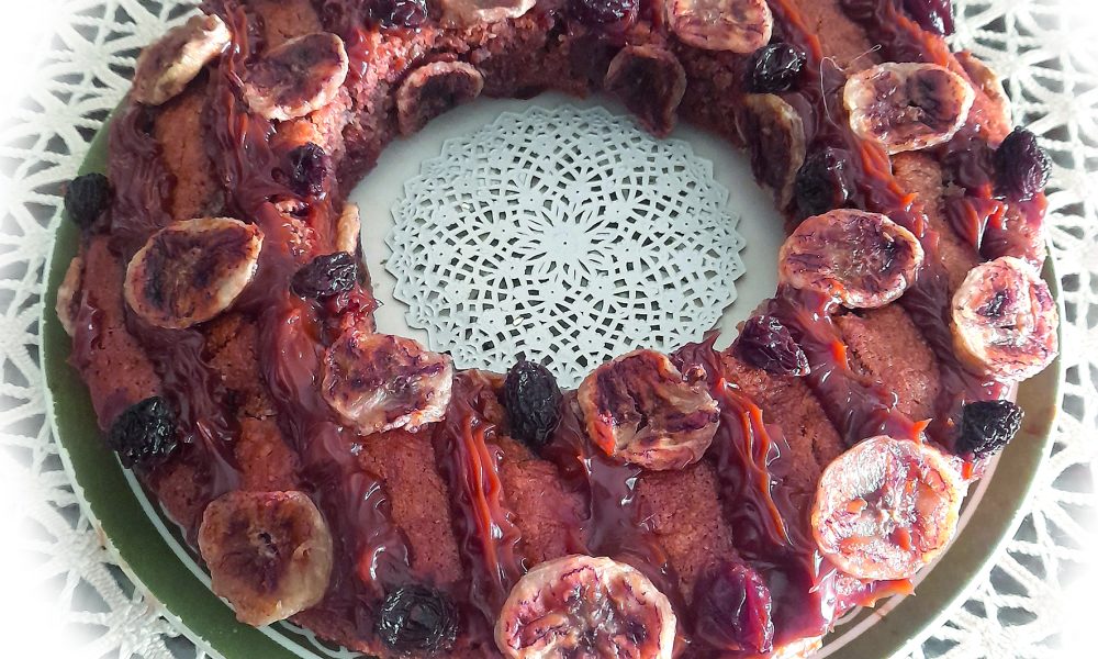 Aro (Savarin) de bananas, aceite y harina de almendras