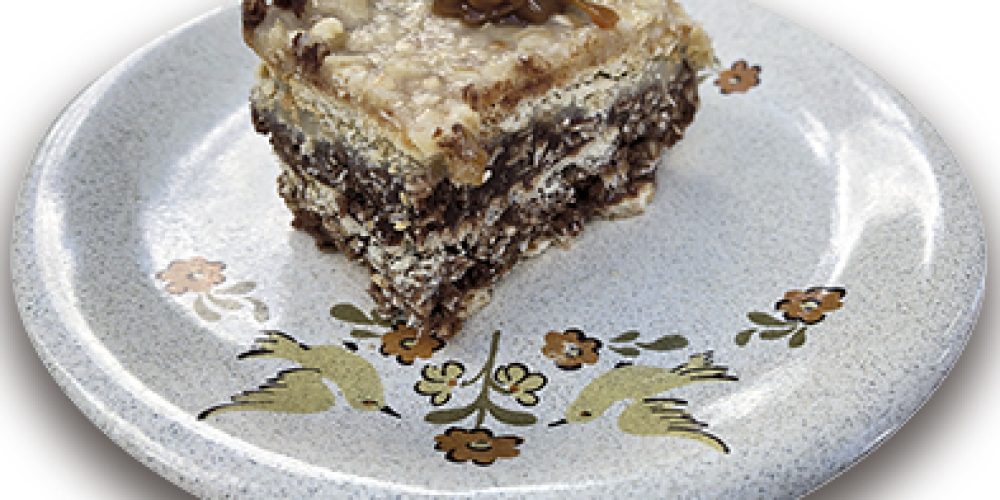 Postre de avena y chocolates blanco y negro
